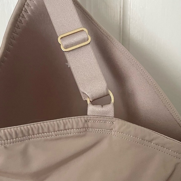 Natori T Shirt Bra Size 36H Nude Smoothing Fully Adjustable Comfort Modest - Picture 6 of 8